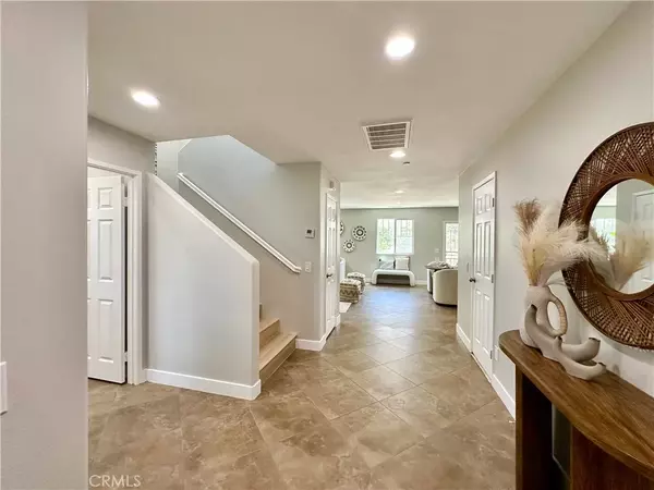 Fontana, CA 92337,15793 Willow Drive