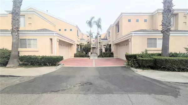 Bell Gardens, CA 90201,6382 Gage Avenue #329