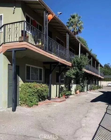 253 E Villa Street #6, Pasadena, CA 91101