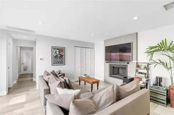 North Hollywood, CA 91601,5754 Satsuma Avenue