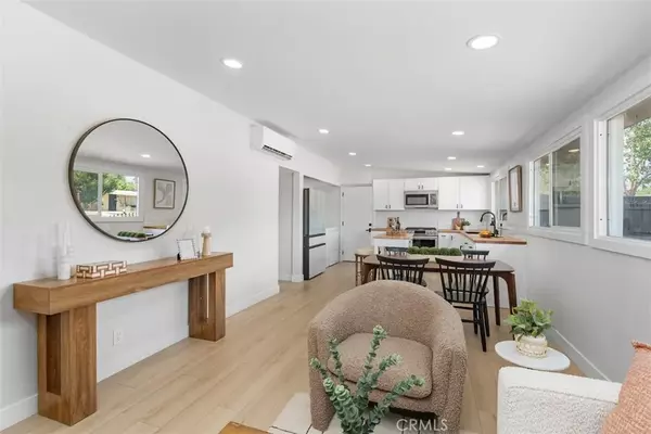 493 E Harrison Avenue, Pomona, CA 91767