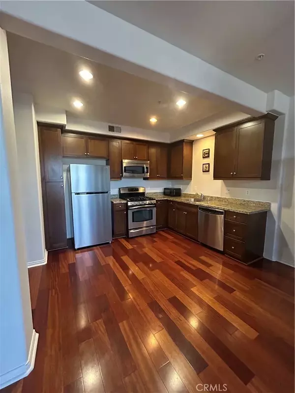 Los Angeles, CA 90031,360 W Avenue 26 #318