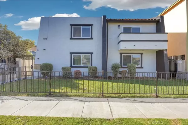 Long Beach, CA 90804,1075 Molino Avenue #4