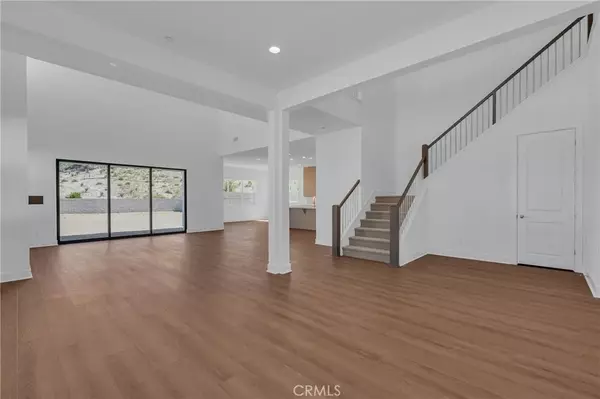 Valencia, CA 91381,27510 Elderberry Drive
