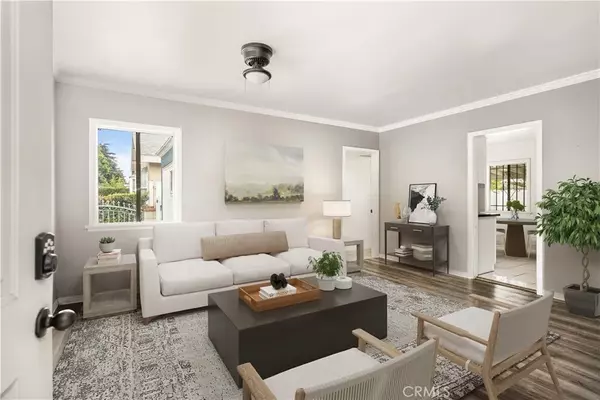 Panorama City, CA 91402,8004 Norwich Ave