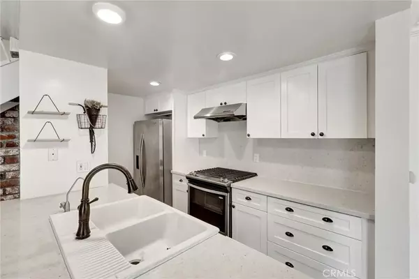 La Verne, CA 91750,3043 N White Avenue