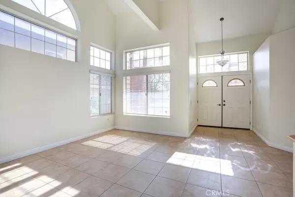 Fontana, CA 92336,14276 Madera