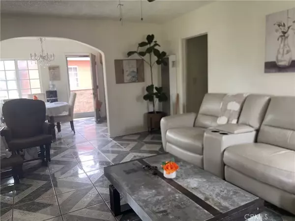 La Puente, CA 91744,357 Cadbrook