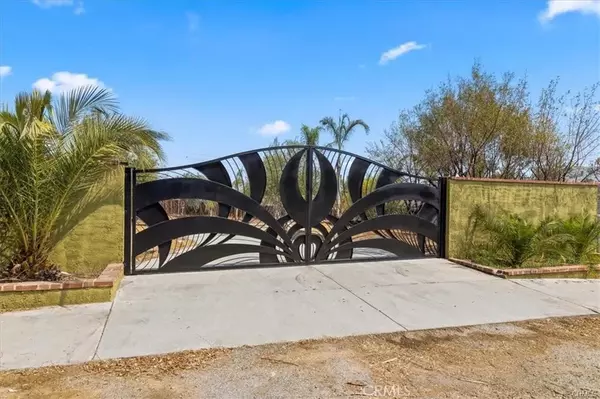 Corona, CA 92881,19995 Layton