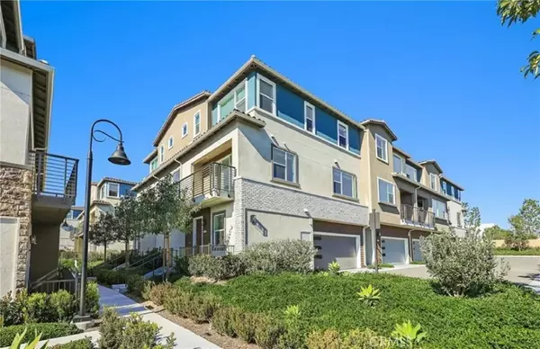 319 Carmona, Lake Forest, CA 92630