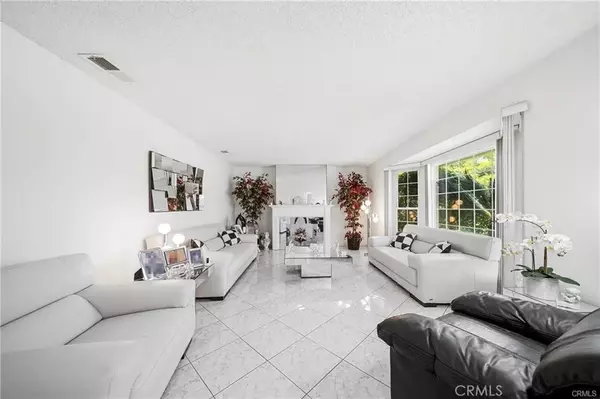 Pasadena, CA 91104,2030 Paloma Street