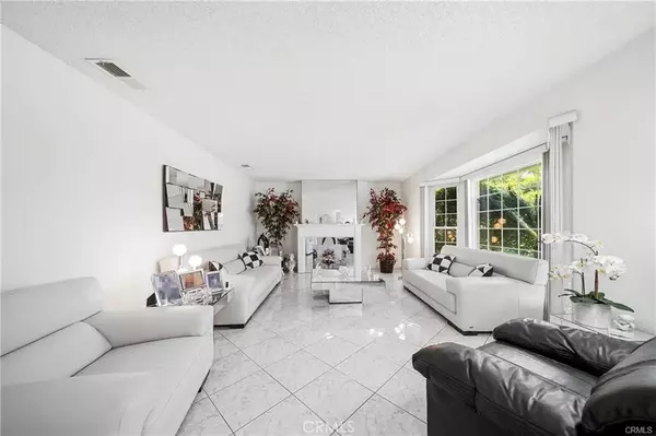 Pasadena, CA 91104,2030 Paloma Street