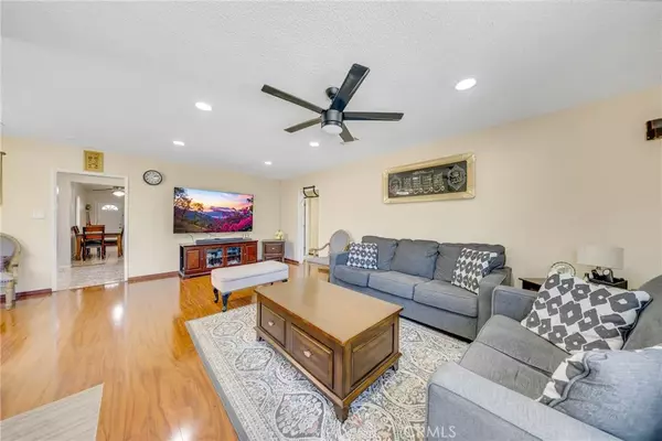 Arcadia, CA 91006,4132 Lynd