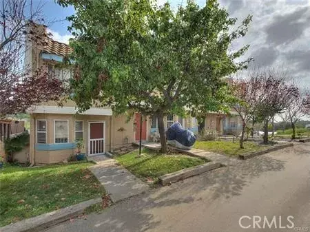 Los Angeles, CA 90032,4904 Ithaca Avenue