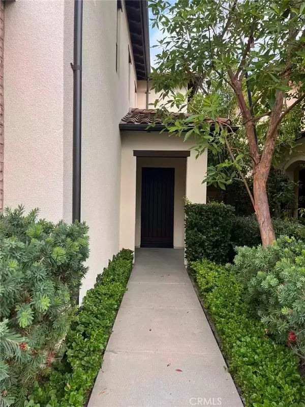 Irvine, CA 92620,119 Alumroot