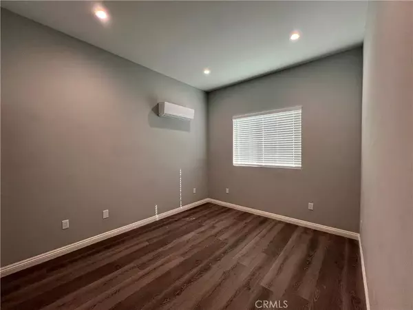 Monrovia, CA 91016,236 W Palm #1