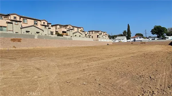 La Habra, CA 90631,320 -330 Monte Vista