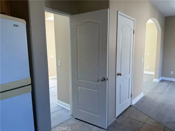 Baldwin Park, CA 91706,4318 Walnut #A