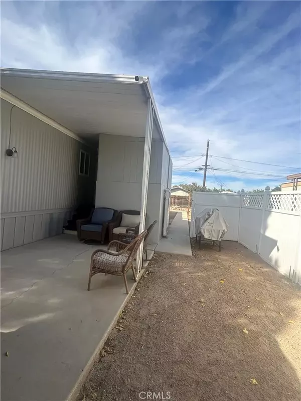 Hesperia, CA 92345,19190 Hinton Street