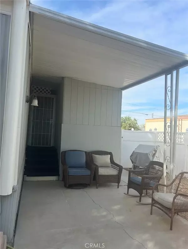 Hesperia, CA 92345,19190 Hinton Street