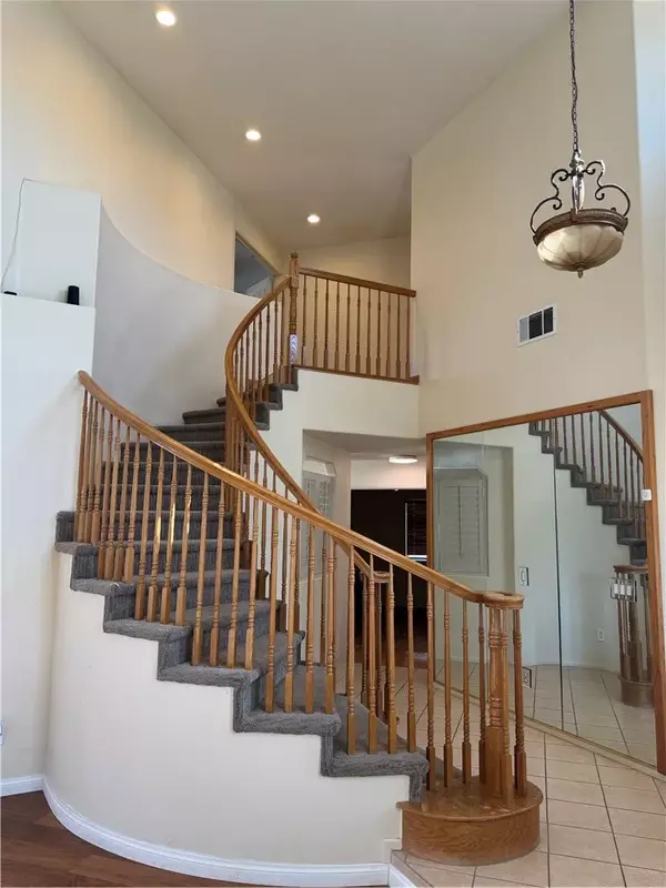 Chino, CA 91710,6594 Manzanita