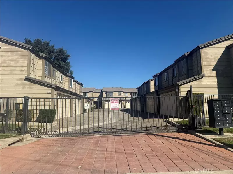 1175 E 9TH ST East, Pomona, CA 91766