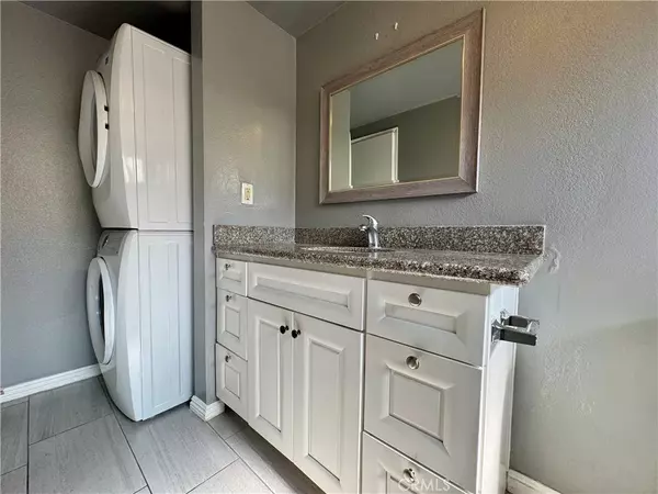 Highland Park, CA 90042,1131 N Avenue 56 #A