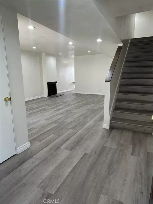 Alhambra, CA 91801,400 S Garfield Avenue #5