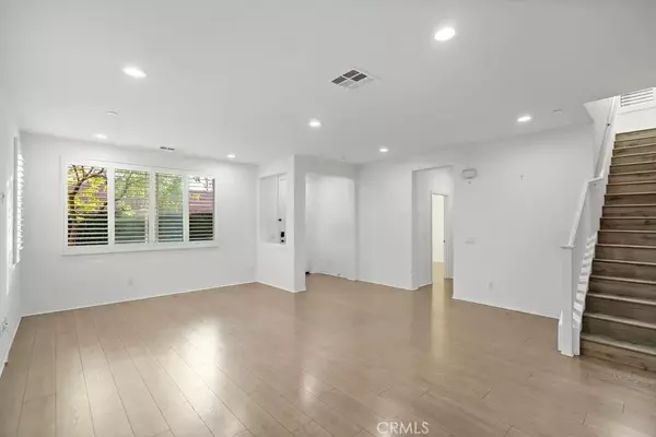 Temple City, CA 91780,12 Linden