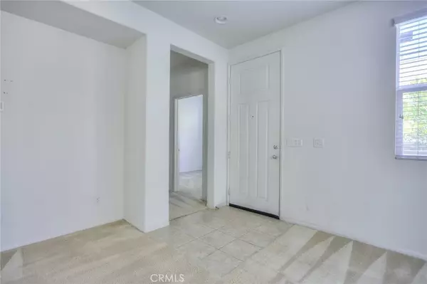 Fontana, CA 92336,16001 Chase Rd #53