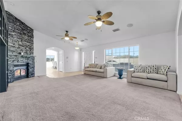 Oak Hills, CA 92344,10180 Buffalo Road