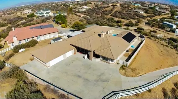 Oak Hills, CA 92344,10180 Buffalo Road