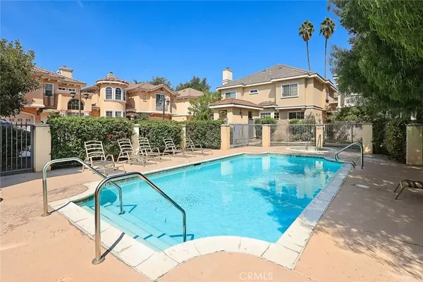 Arcadia, CA 91007,470 W Duarte #B