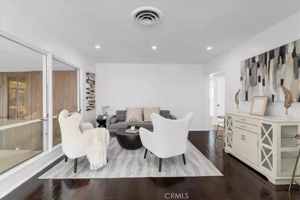 Reseda, CA 91335,8131 Garden Grove