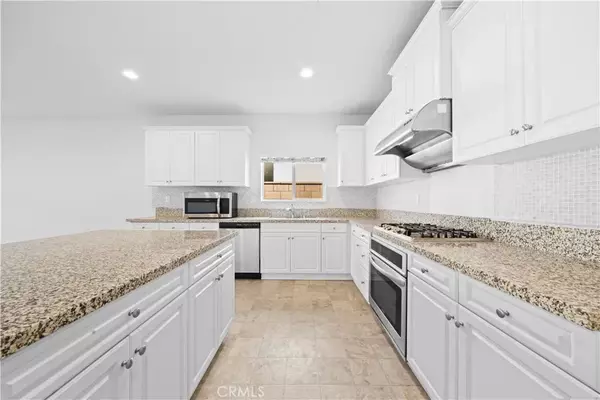 Ontario, CA 91761,2443 E Lewiston