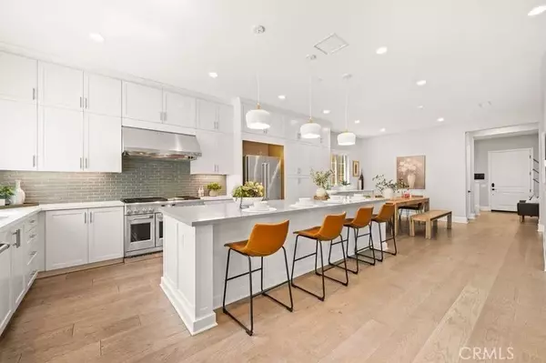 Irvine, CA 92602,90 Rockinghorse