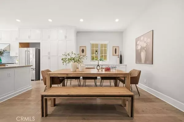 Irvine, CA 92602,90 Rockinghorse