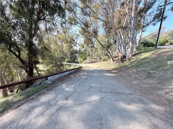 La Habra Heights, CA 90631,2417 Ardsheal Dr