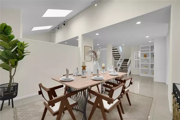 Irvine, CA 92604,1 White Birch