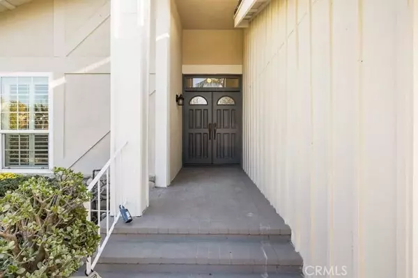 Lake Forest, CA 92630,22976 Broadleaf