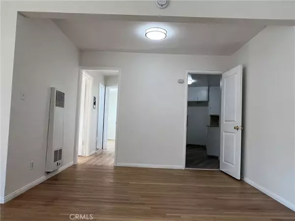 Alhambra, CA 91801,401 W Grand Avenue #C