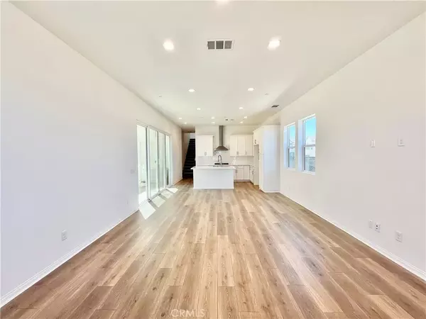 Valencia, CA 91381,27391 Powder Ridge Court