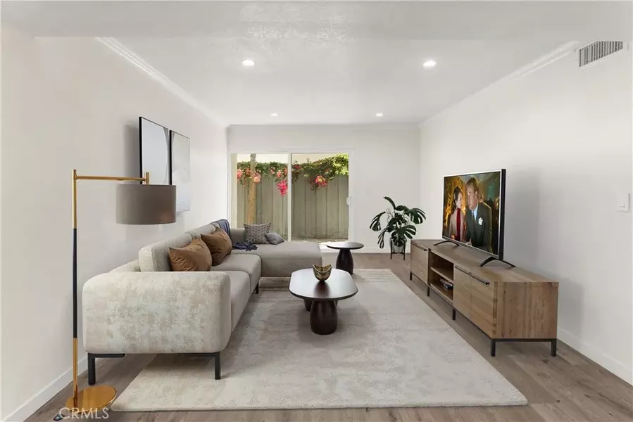 18620 Hatteras #173, Tarzana, CA 91356