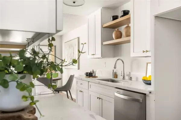 Santa Monica, CA 90403,1021 12th Street #102