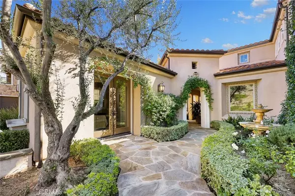 Walnut, CA 91789,19668 Three Oaks Ln,