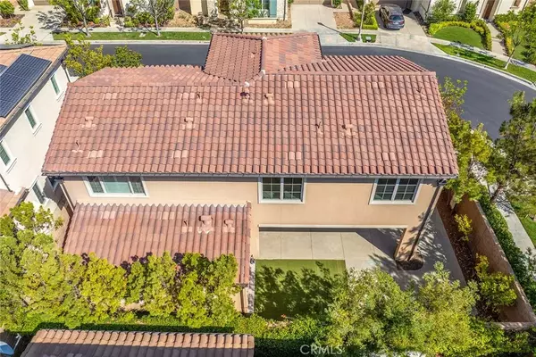 Irvine, CA 92602,77 English Saddle