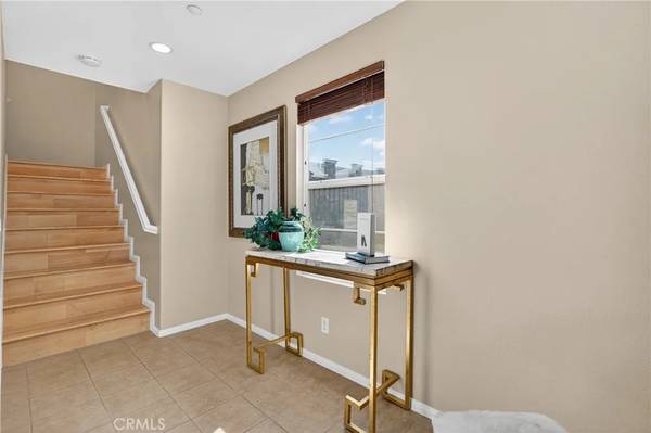 Montebello, CA 90640,942 S 4th