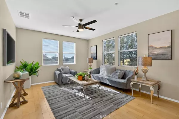 Montebello, CA 90640,942 S 4th