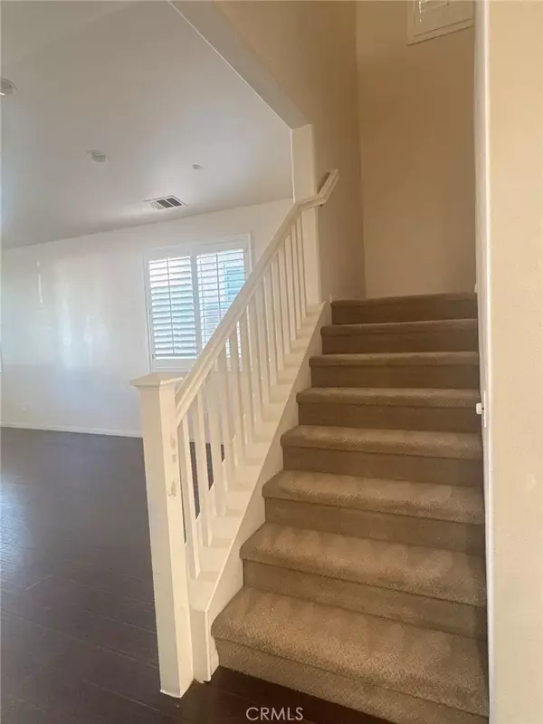 Fontana, CA 92336,15341 Palm Leaf