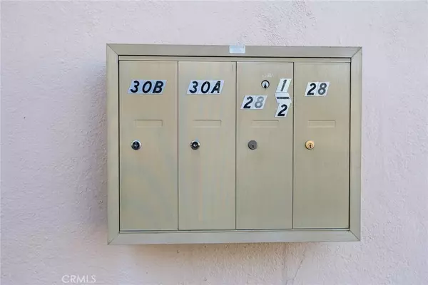 Alhambra, CA 91801,28 Los Higos Street